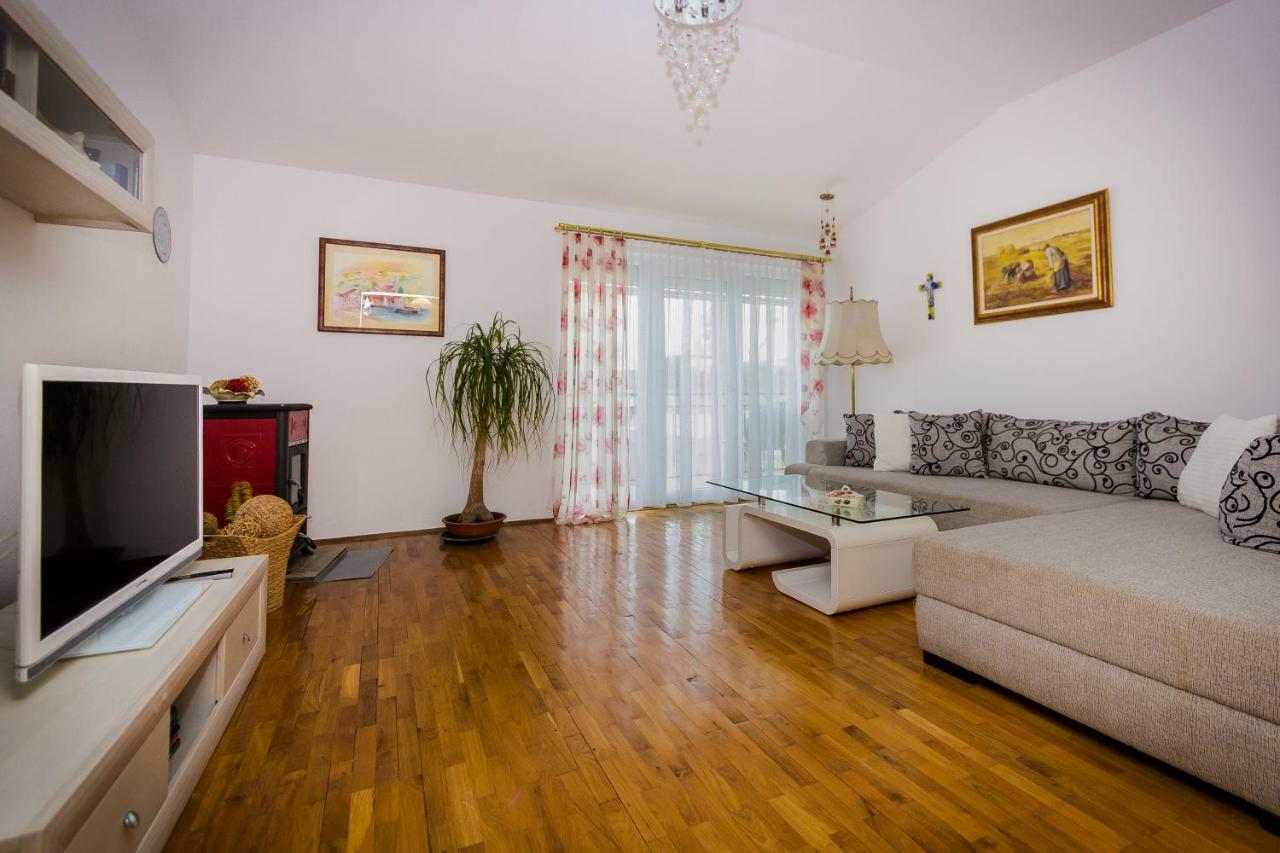 Apartman Marija Apartment Сплит Екстериор снимка